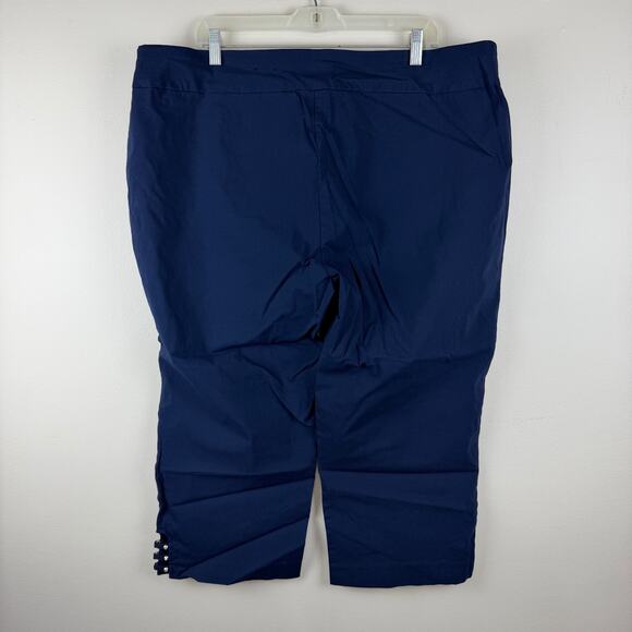 JM Collection Women’s Plus 3X Blue Pull-On Capri Pants Stretch Jeweled Hem - Picture 2 of 7